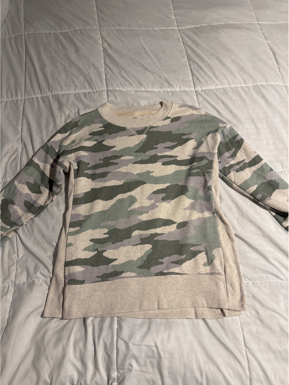 Aerie Camo Print Crewneck Sweatshirt Size Small